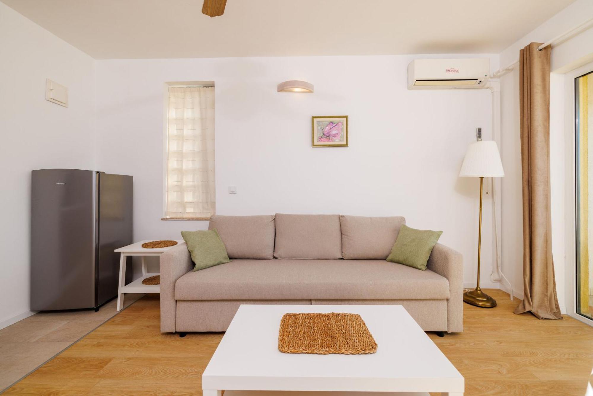 Apartments Neno Crikvenica Eksteriør billede